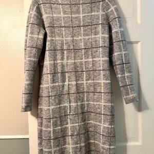 Banana Republic Gray Checkered Long Sleeve Dress